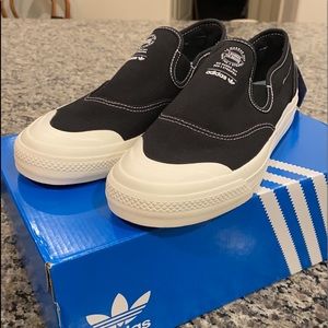 New! Original Adidas Nizza slip on